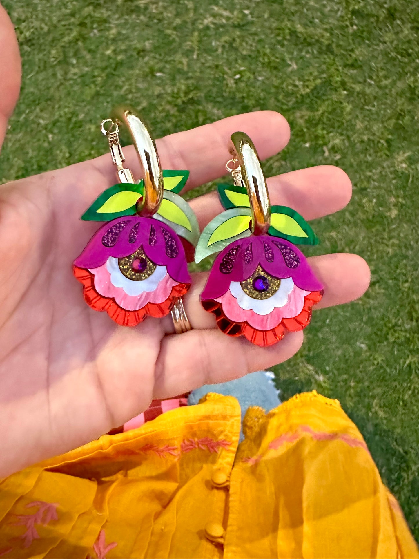 Chunky Fiesta Flower Charms