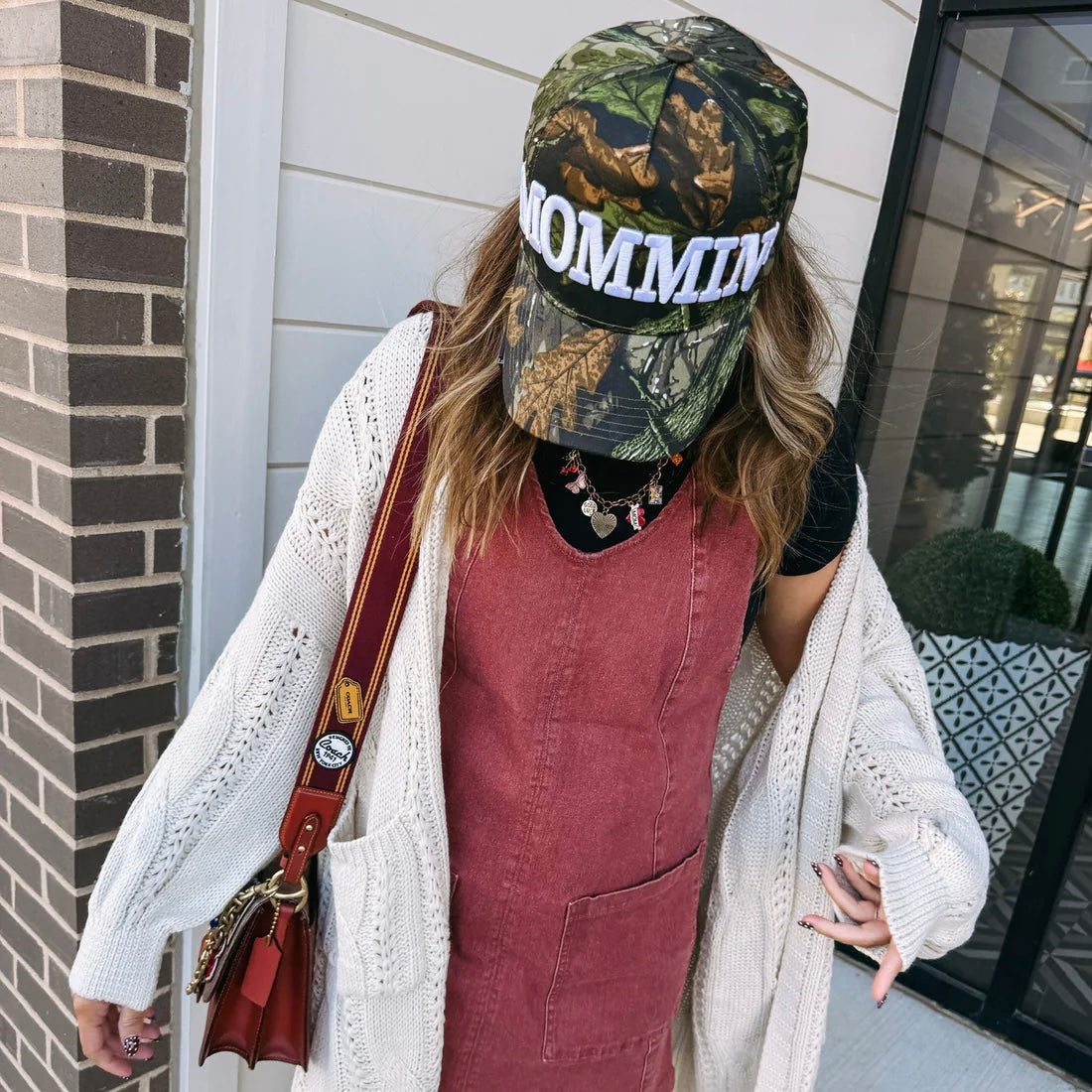 Mommin’ Trucker Hat